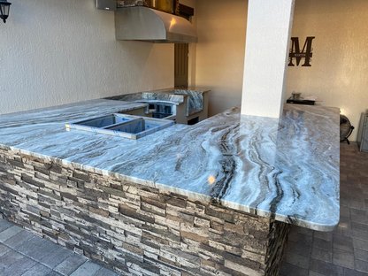 outdoor bar countertop with stacked stone base melbourne fl